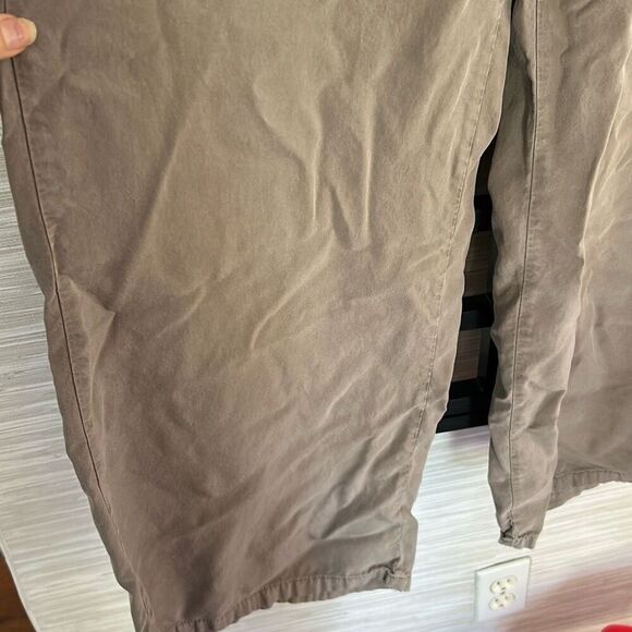 Thread & Supply taupe tan lyocell flowy L - Picture 3 of 4